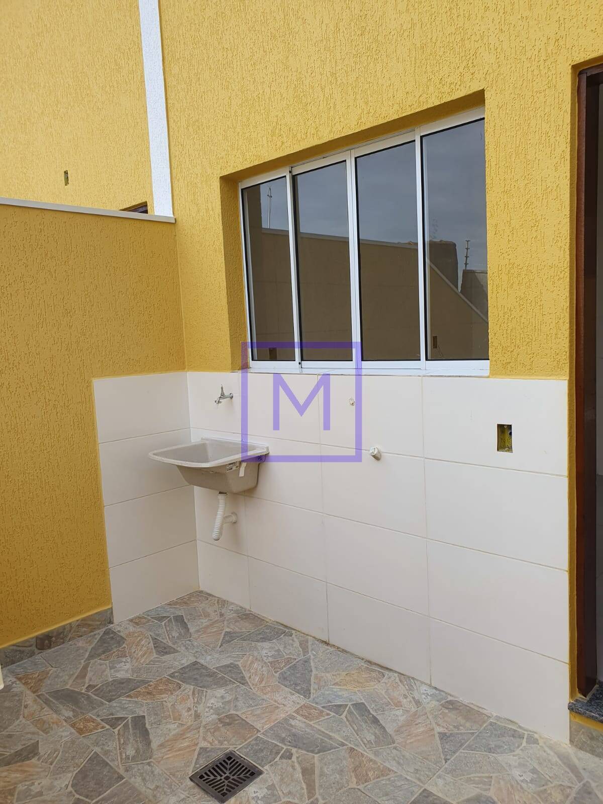 Casa à venda com 2 quartos, 67m² - Foto 9