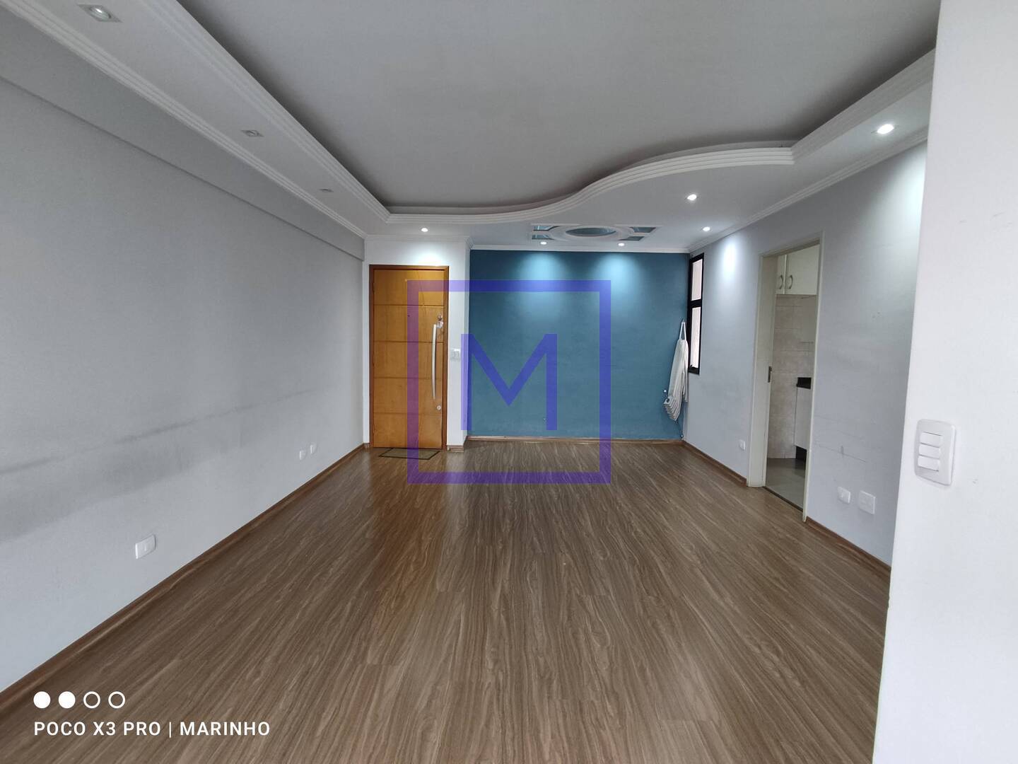 Apartamento à venda com 2 quartos, 74m² - Foto 2