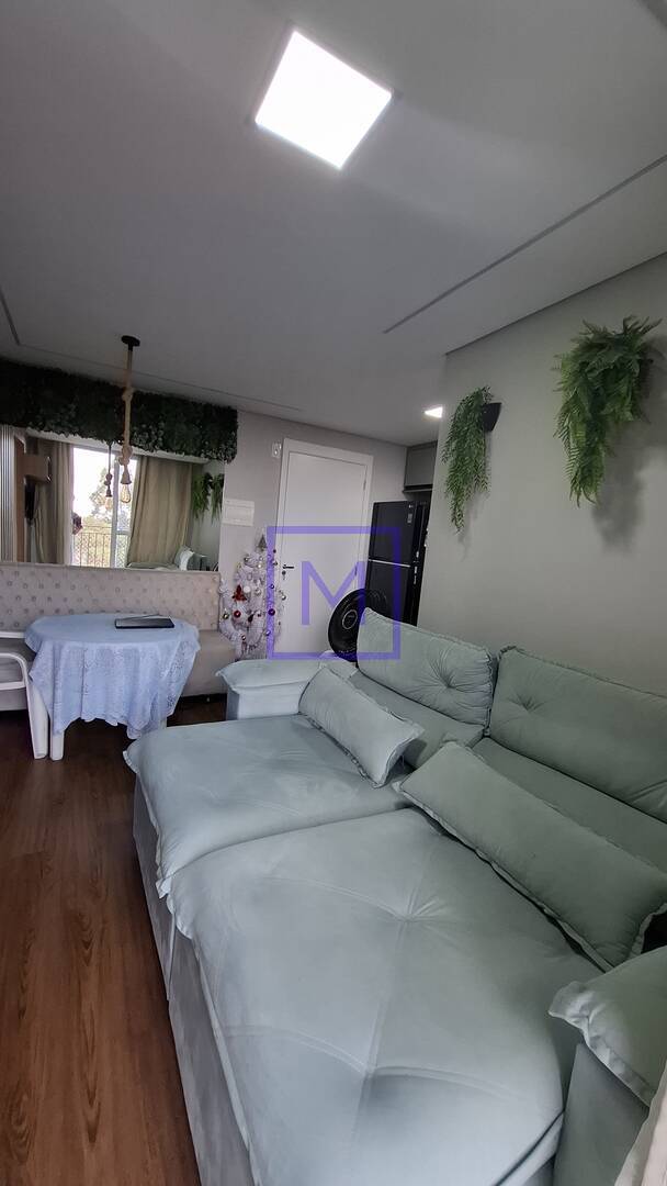 Apartamento à venda com 2 quartos, 42m² - Foto 2