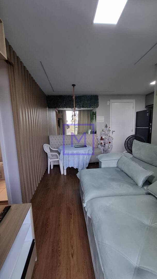 Apartamento à venda com 2 quartos, 42m² - Foto 3