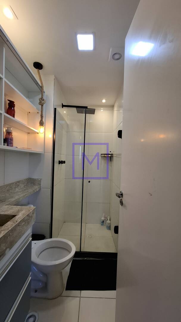 Apartamento à venda com 2 quartos, 42m² - Foto 17