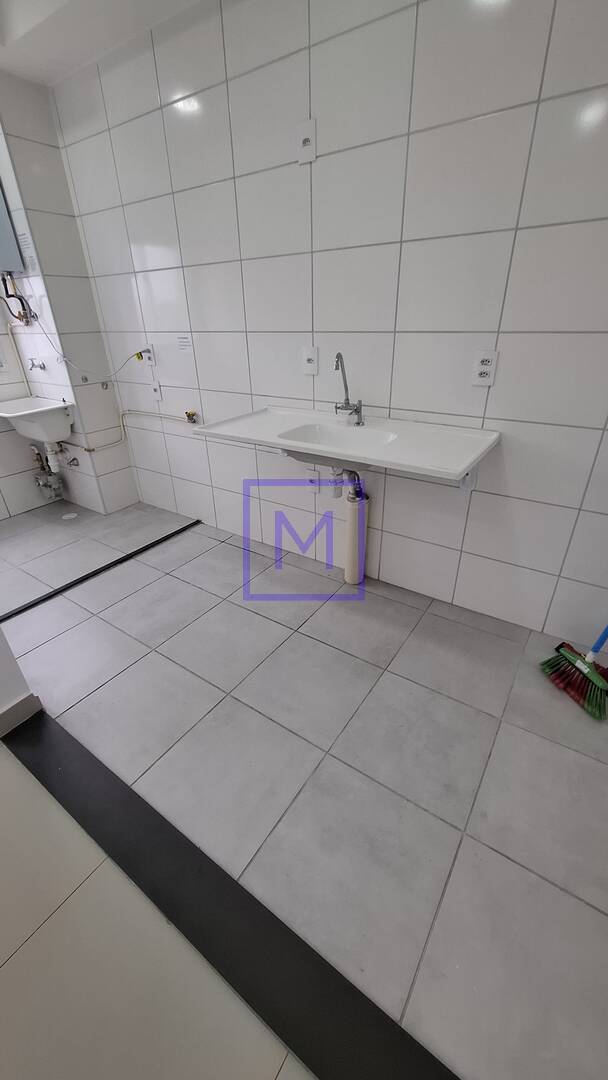 Apartamento para alugar com 2 quartos, 40m² - Foto 4